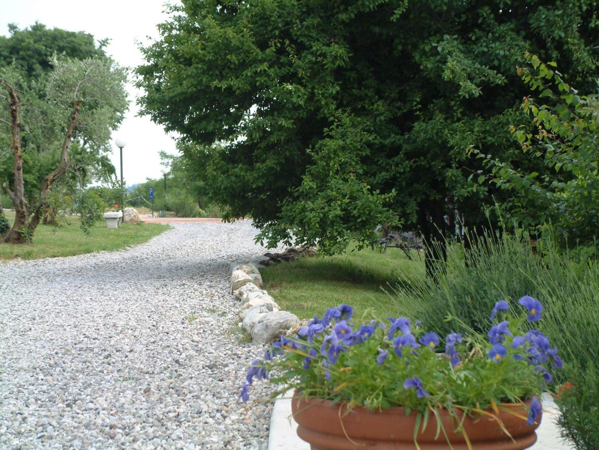 Agriturismo Renzano Garden Apartments Salò Exterior foto