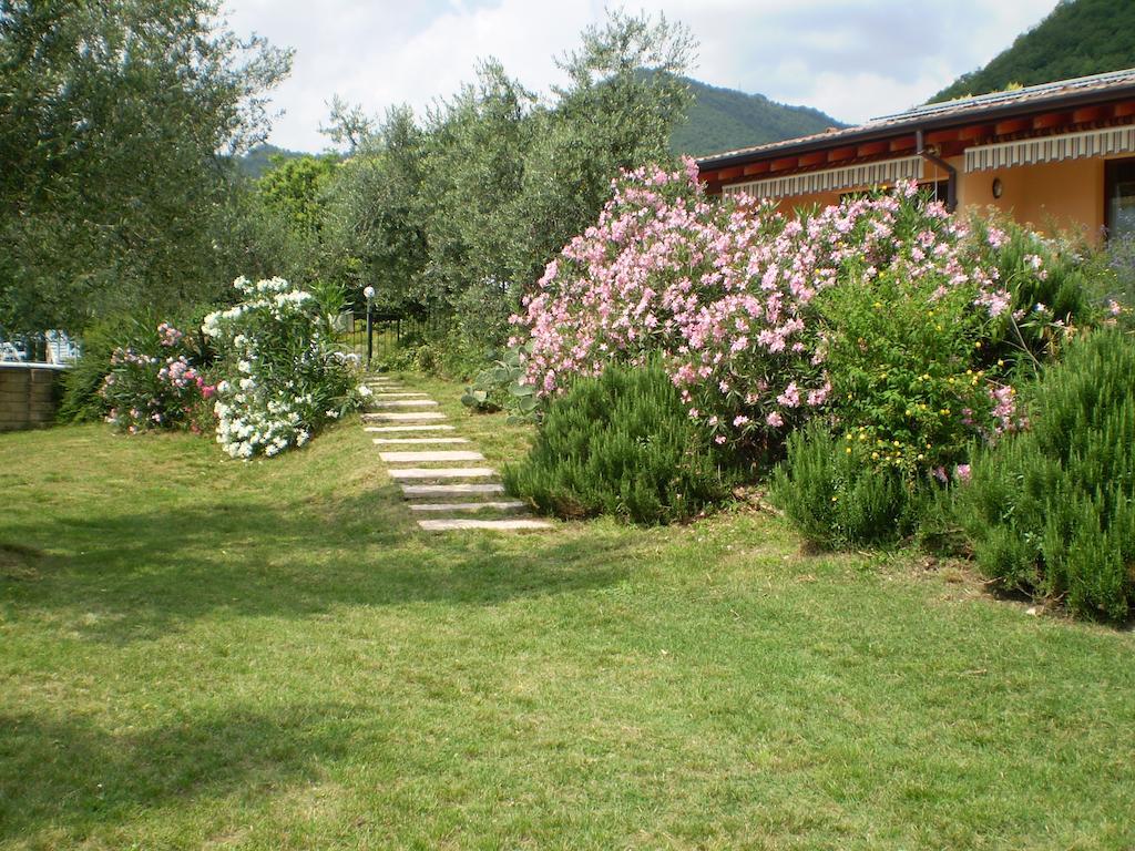 Agriturismo Renzano Garden Apartments Salò Exterior foto