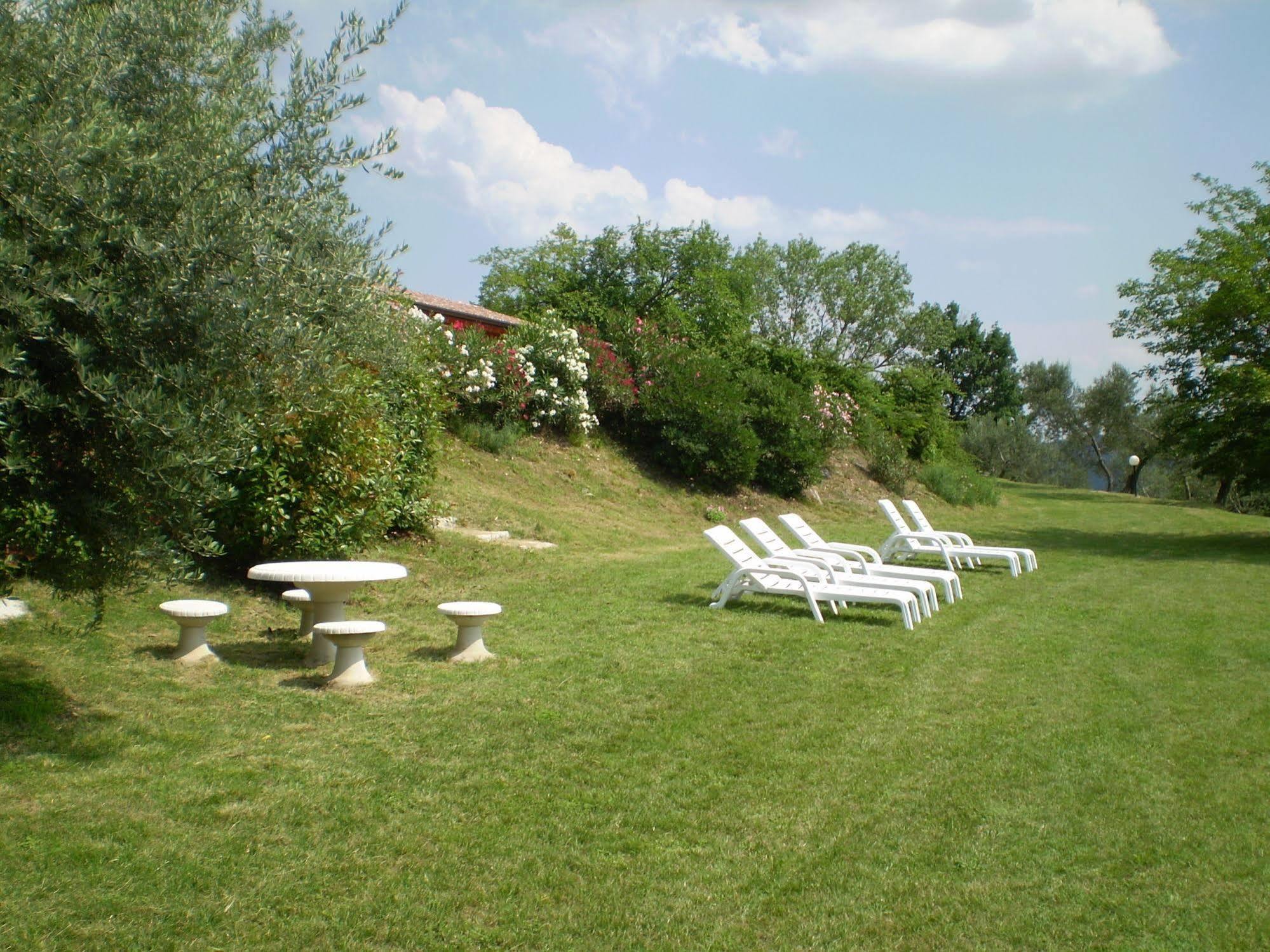 Agriturismo Renzano Garden Apartments Salò Exterior foto