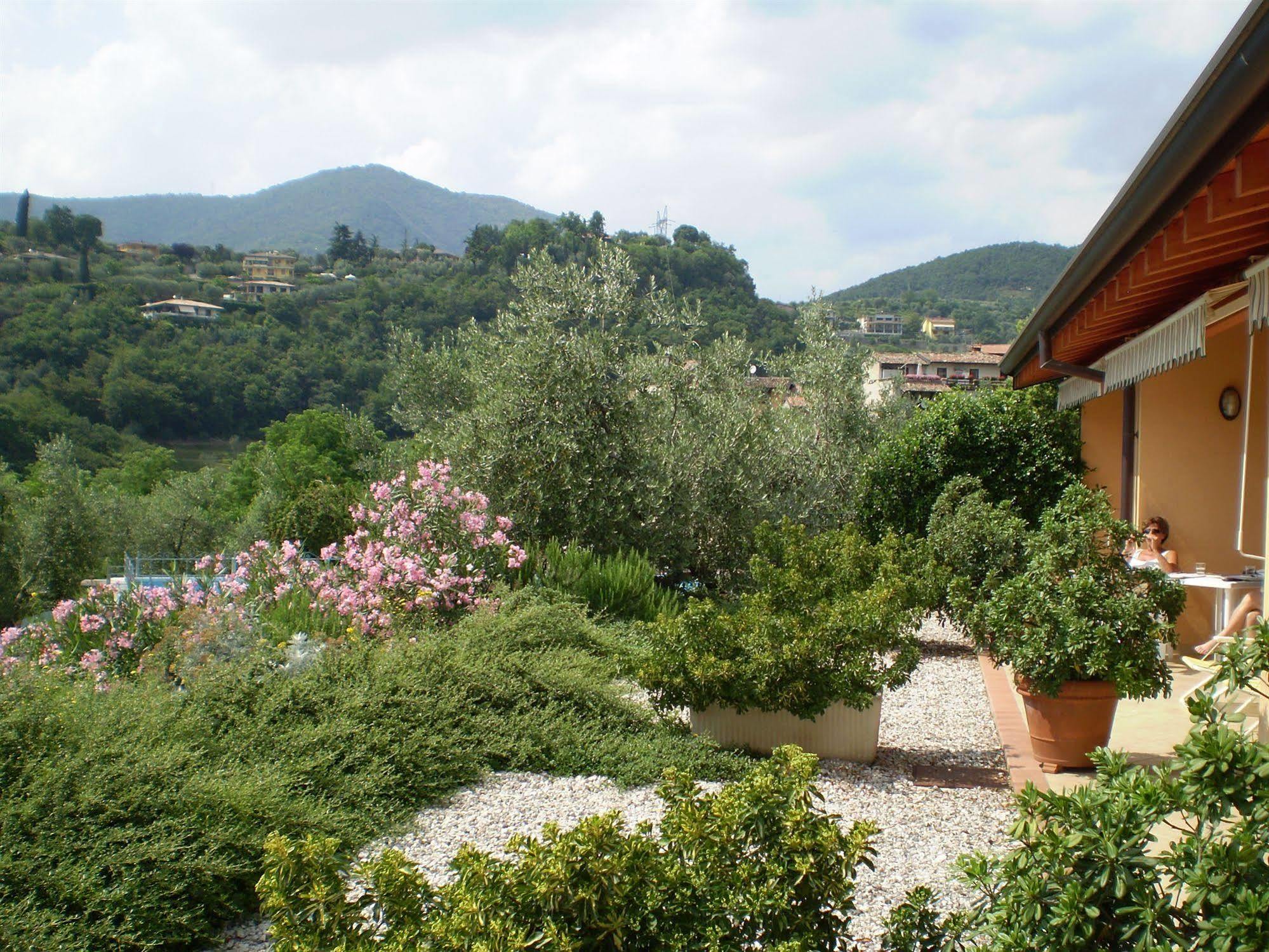 Agriturismo Renzano Garden Apartments Salò Exterior foto